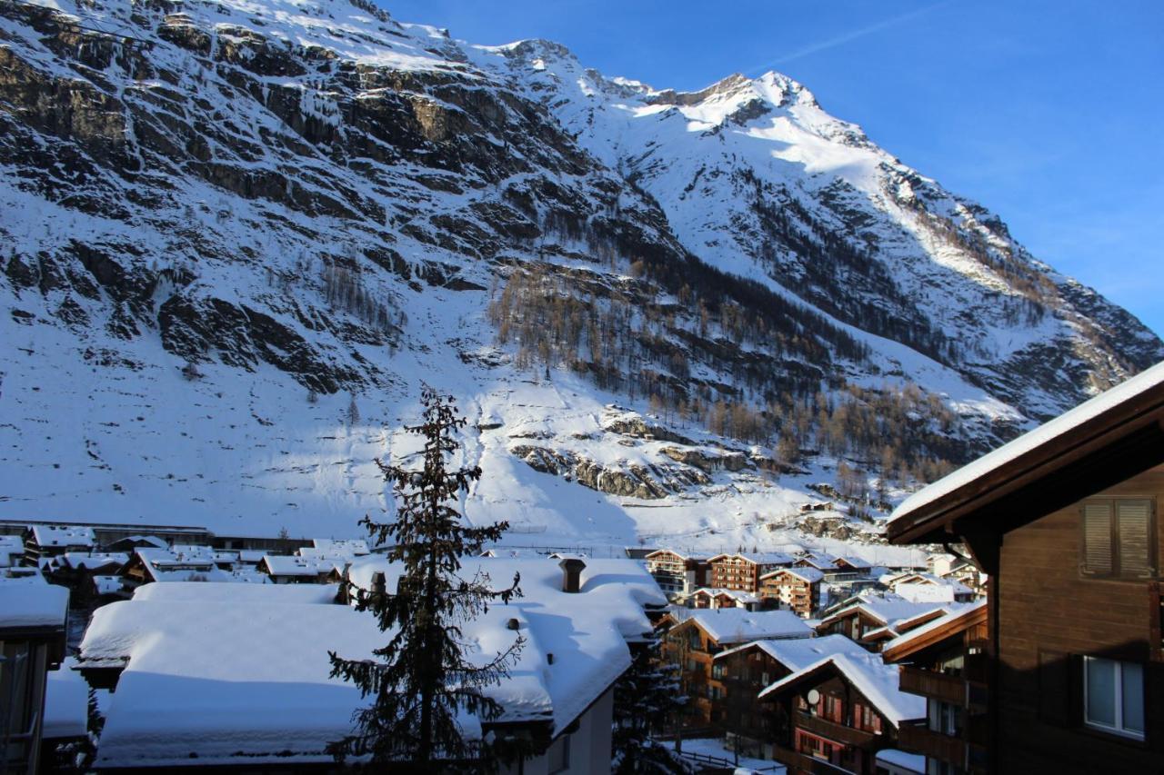 Haus Les Melezes C Apartment Zermatt Luaran gambar